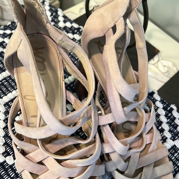 Sam Edelman Crisscross Suede Block Heel - Picture 5 of 10